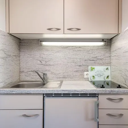 Apartment B712 By Interhome